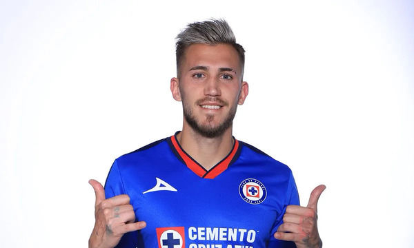 Cruz Azul Anuncia Al Argentino Piovi Como Refuerzo Para El