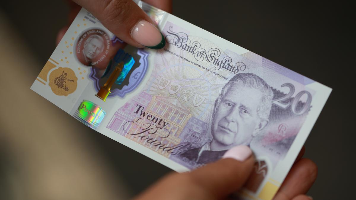 Entran En Circulación Los Nuevos Billetes Británicos Con La Figura De Carlos Iii Ahora Tabasco 2155