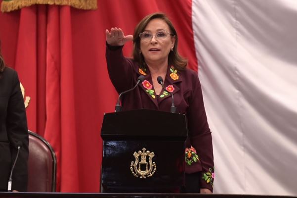 Rocío Nahle rinde protesta como gobernadora de Veracruz