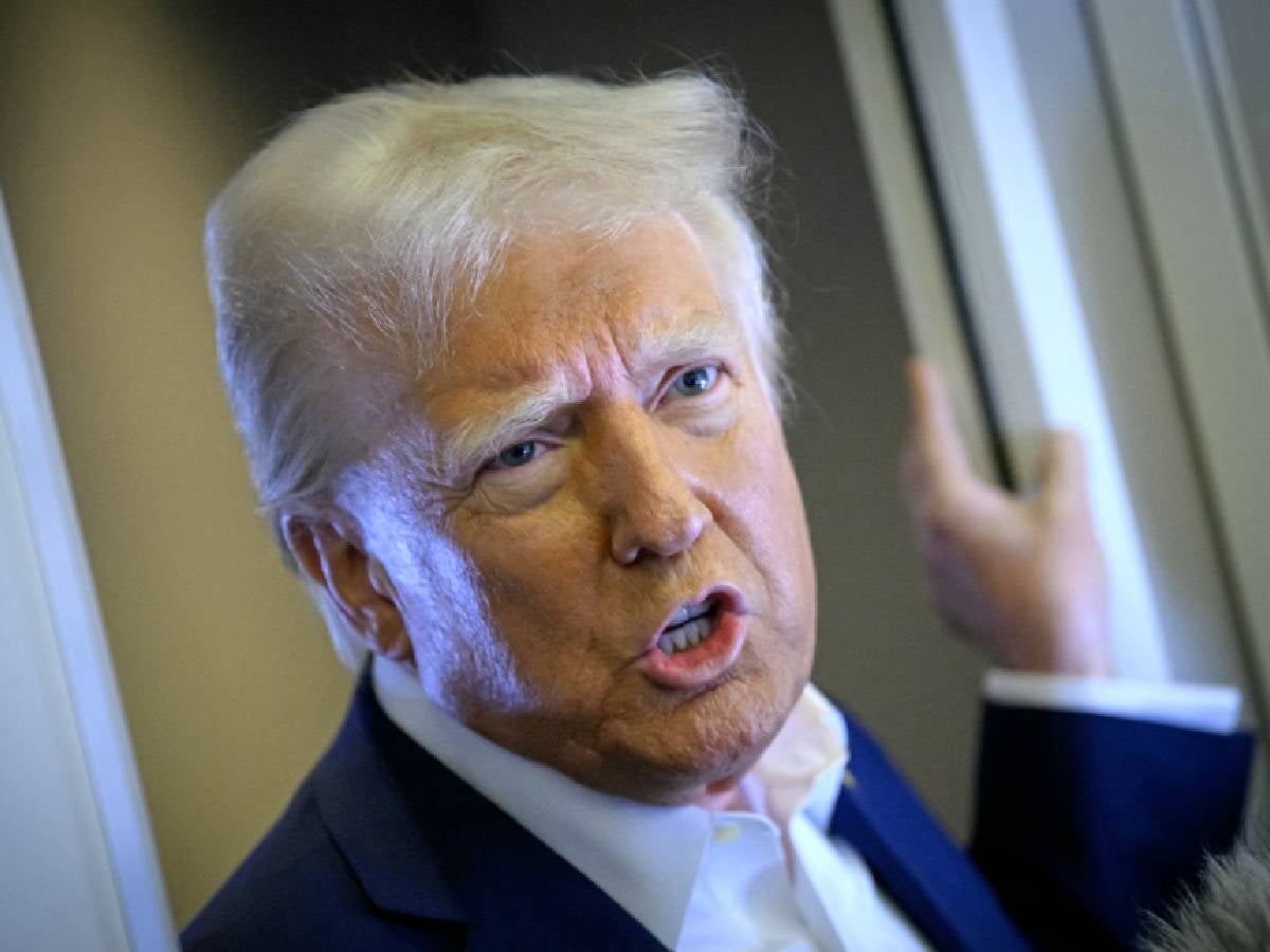 Firma Trump ley para detener a migrantes por delitos menores