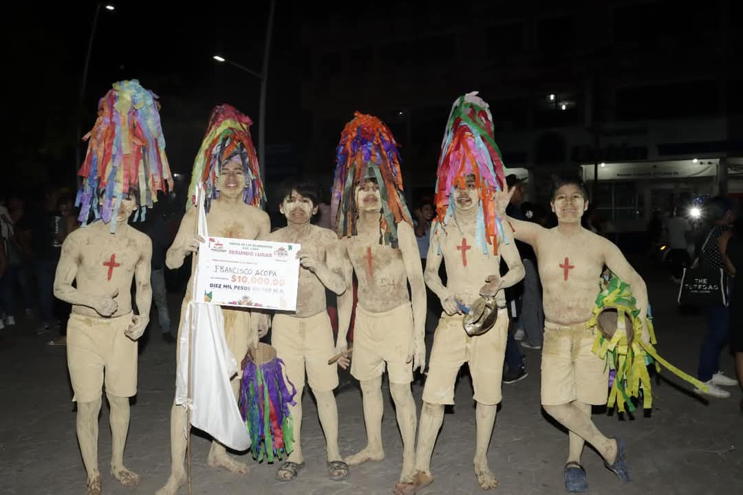 Reviven la “Danza de los Blanquitos” en un ambiente de tradición y fiesta