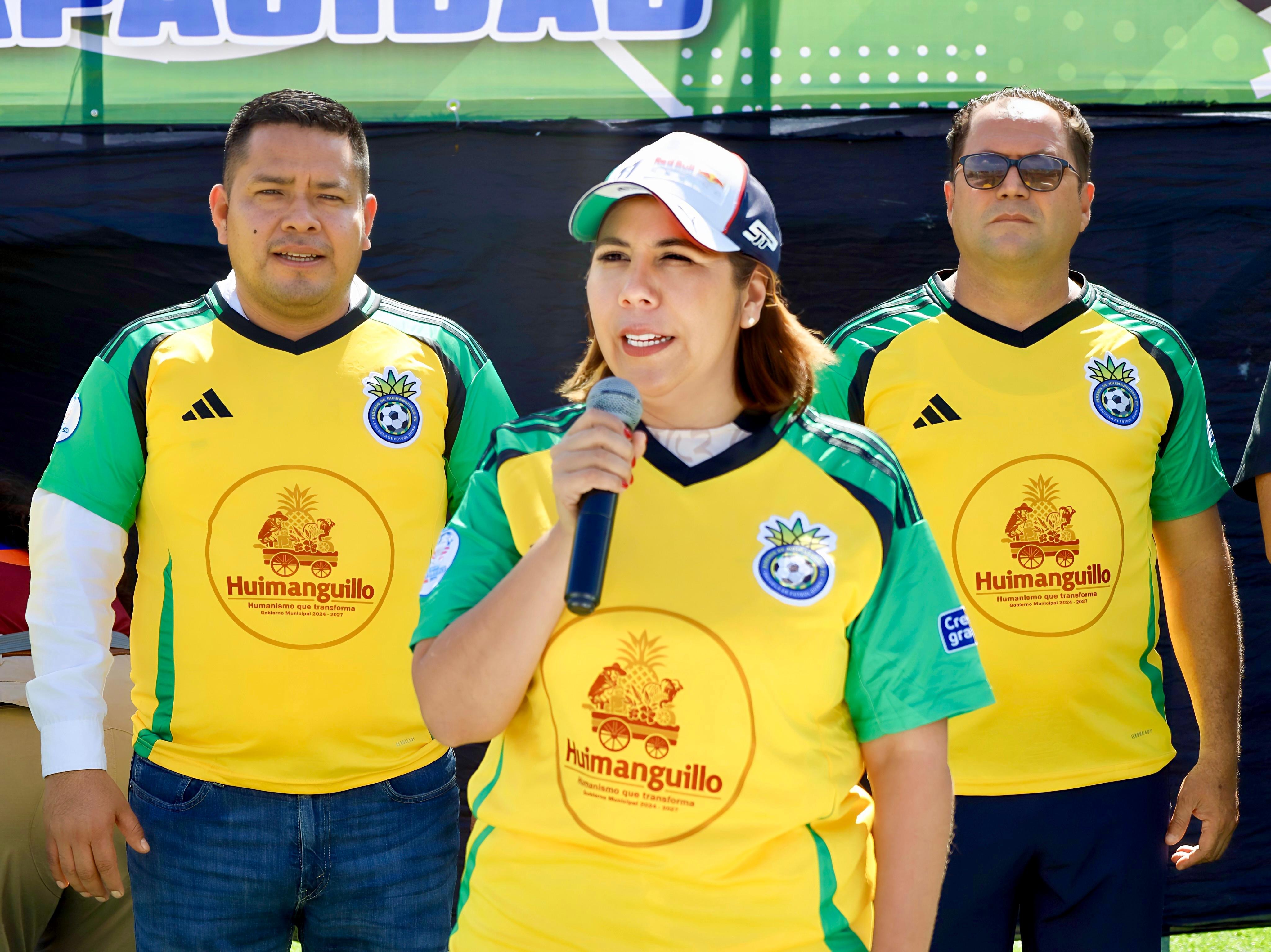 Alcaldesa Mari Luz Velázquez Jiménez inaugura el Primer Torneo de Fútbol para Personas con Síndrome de Down y Discapacidad