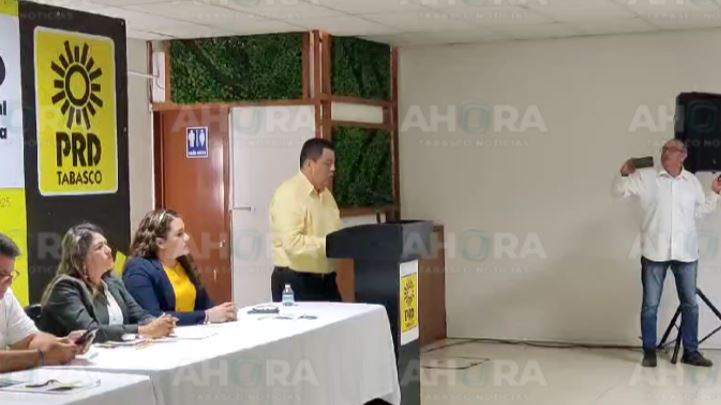 Llama nueva dirigencia a desertores a regresar PRD