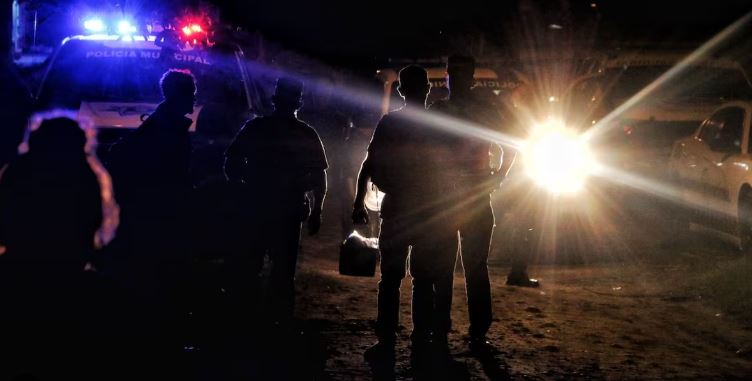 Rescatan a 25 migrantes cubanos abandonados en Chiapas