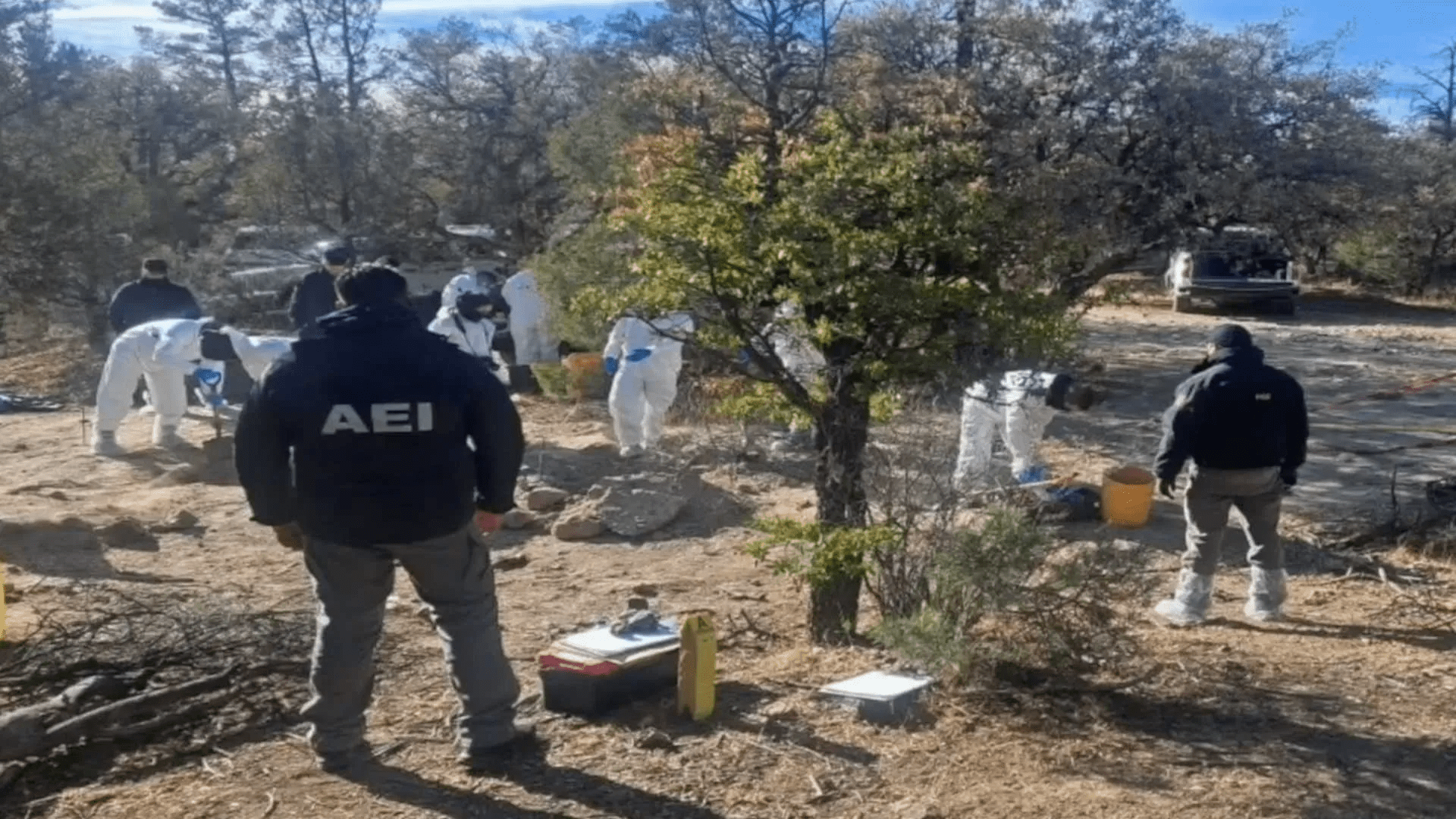 Sheinbaum promete investigar hallazgo de 72 cuerpos en fosas clandestinas de Chihuahua