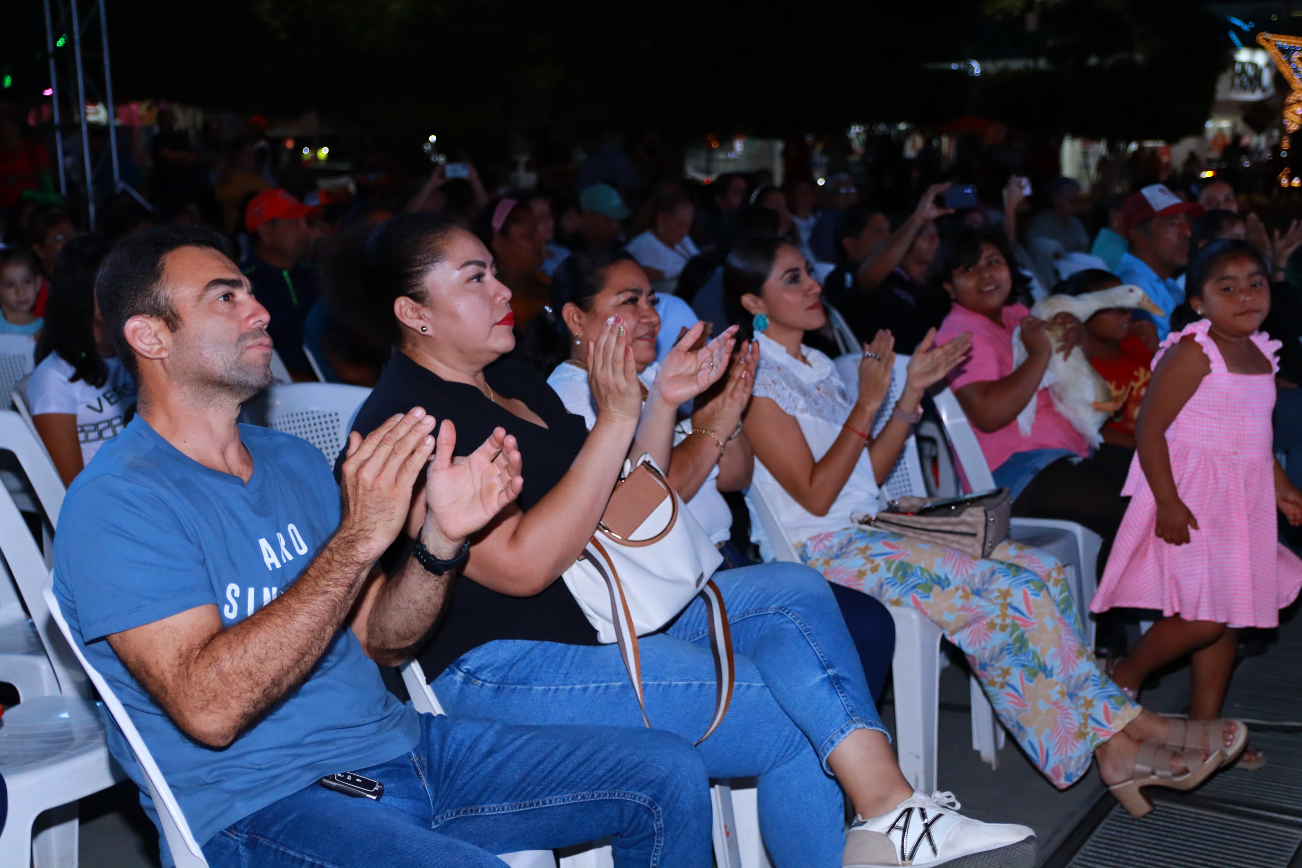 Lleva Festival “Magia de Reyes” diversión inolvidable para los niños de Comalcalco