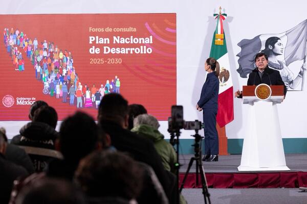Claudia Sheinbaum presenta plan nacional de desarrollo 2025-2030