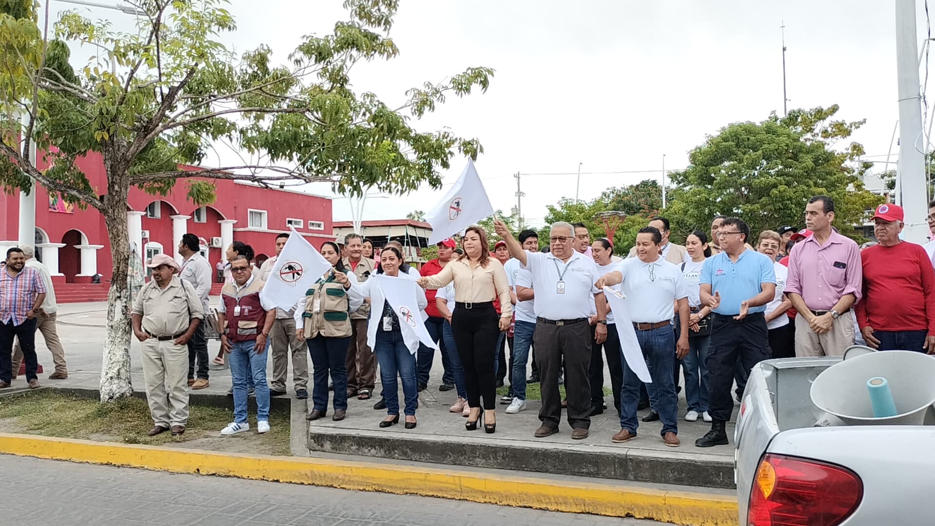 Pide Ayuntamiento de Tenosique a ciudadanos sumarse a la campaña de descacharrización 2025