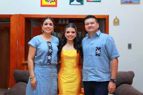 Bianca Chargoy Barajas será la representante de Comalcalco en la Feria Tabaco 2025