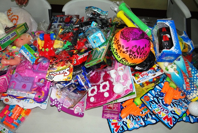 Realiza la GN segunda entrega de juguetes