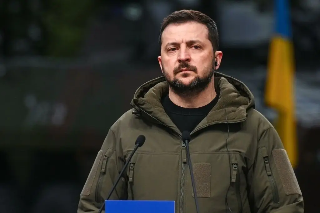 Parlamento ucraniano reafirma la legitimidad de Zelenski como presidente