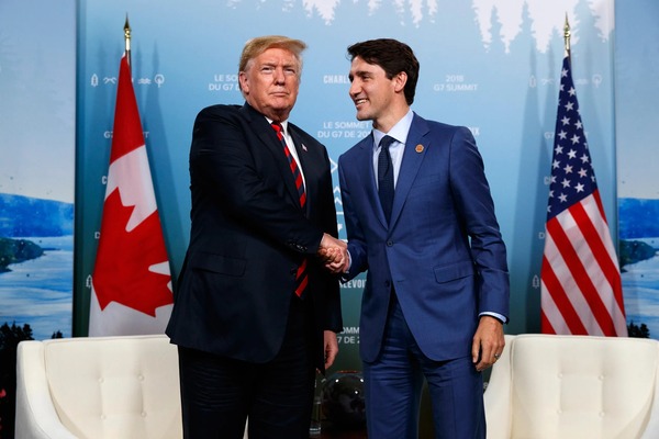 Trump revive su «oferta» de convertir a Canadá en parte de Estados Unidos