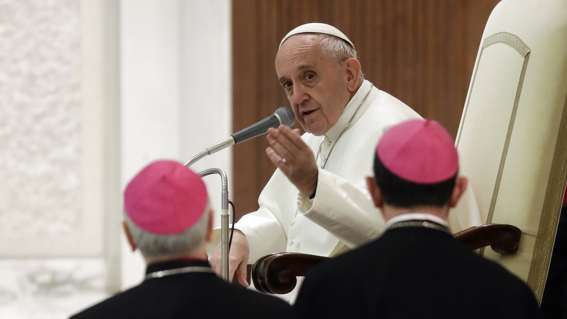 Advierten que el papa Francisco podría renunciar si no se recupera de su enfermedad