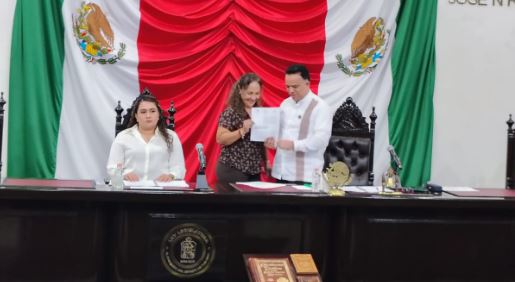 Reducir costo de la Constancia de No Inhabilitación: Patricia Lanestosa
