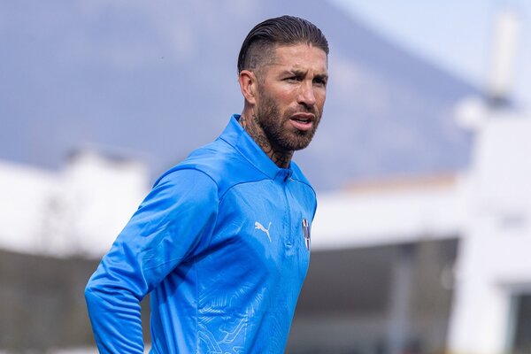 Sergio Ramos fue registrado y debutaría ante San Luis