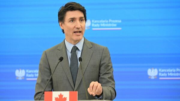 Trudeau responde a Trump con aranceles canadienses