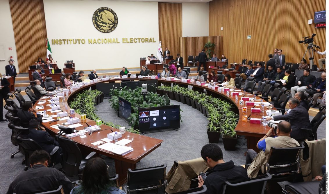 Pospone INE aprobación de candidatos para elección judicial