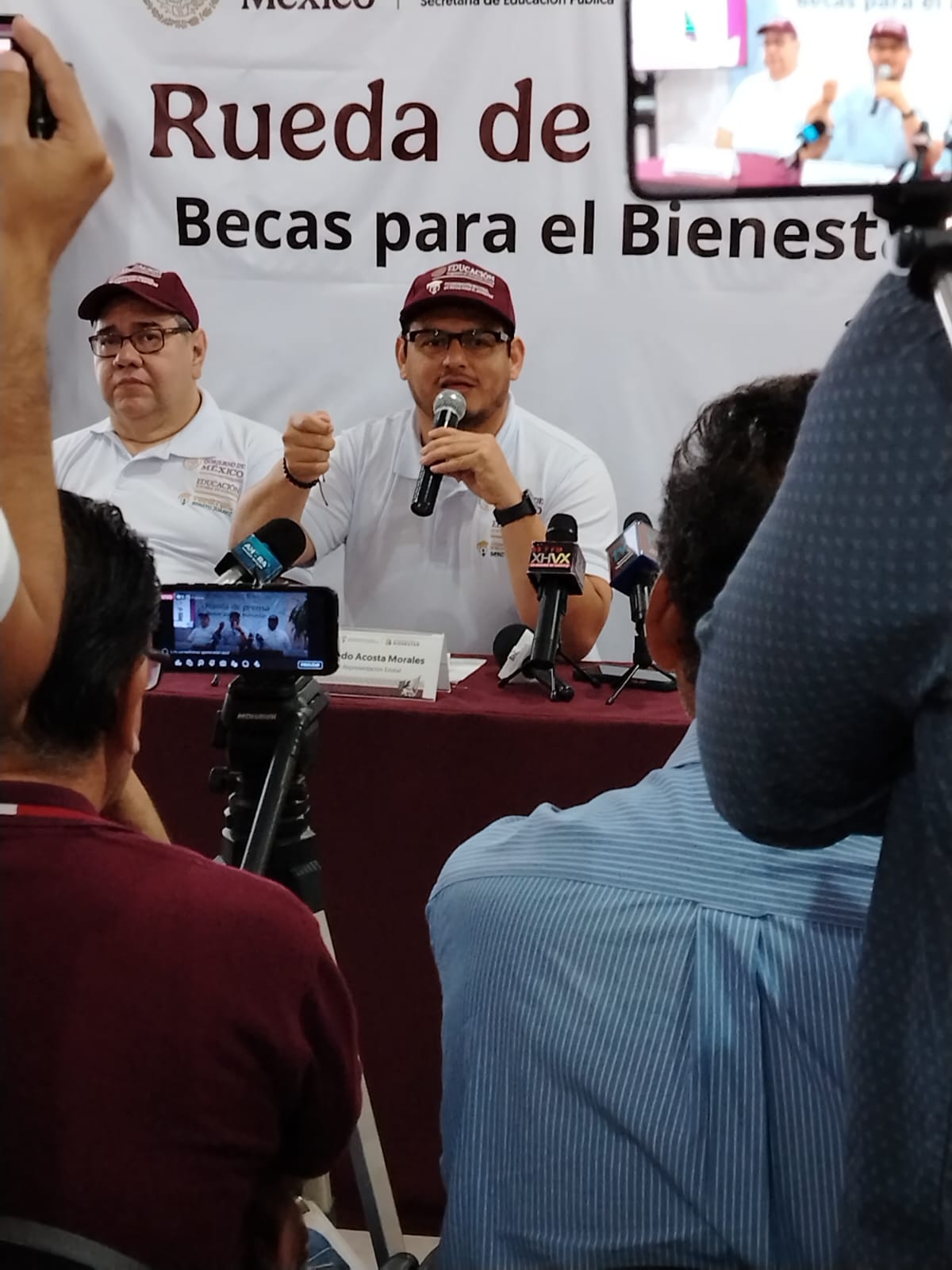 5 de febrero inicia la entrega de tarjetas de la Beca Universal «Rita Cetina»