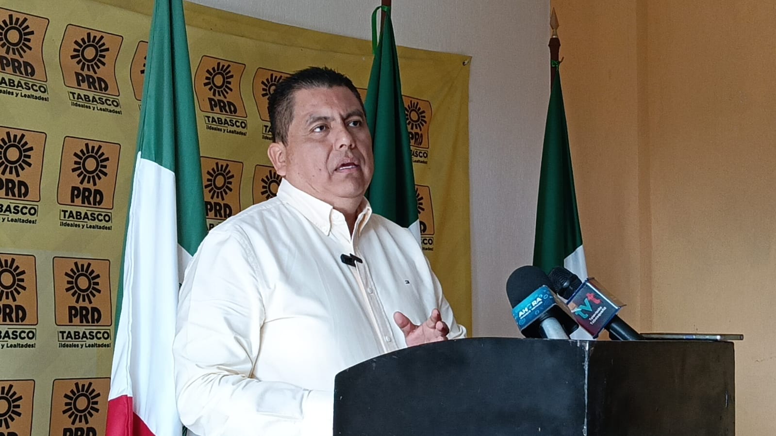 PRD-TABASCO lamenta desaparición de órganos autónomos como el ITAIP: Rafael Acosta