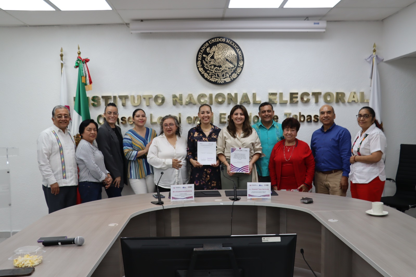 Firma Plan de Trabajo INE-IEPCT para la promoción de la participación ciudadana en el PEEPJ