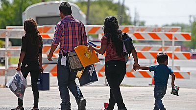 La administración de Trump intenta acceder a bases de datos de los menores inmigrantes