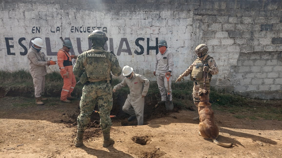 Marina y Pemex inhabilitan 30 tomas clandestinas en Puebla