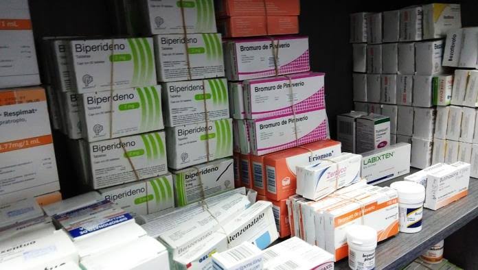 Admite Salud crisis en abasto de medicamentos