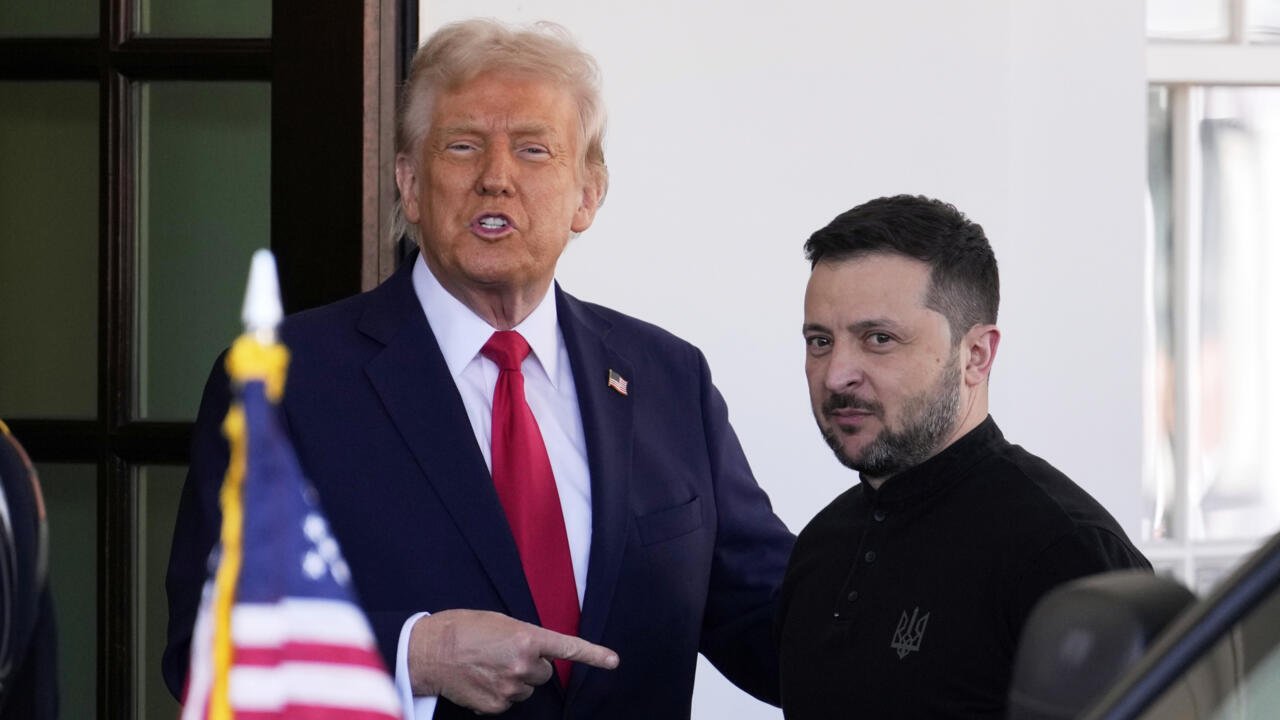 Trump expresa su enojo con Putin y Zelenskyy mientras intenta ponerle fin a la guerra en Ucrania