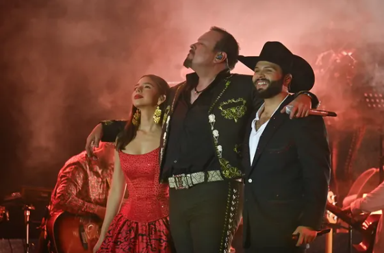 Los Aguilar conquistan el Carnaval de Mazatlán