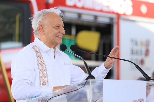 Entrega Pemex apoyos para fortalecer la salud, servicios públicos y el desarrollo agrícola del estado de Tabasco