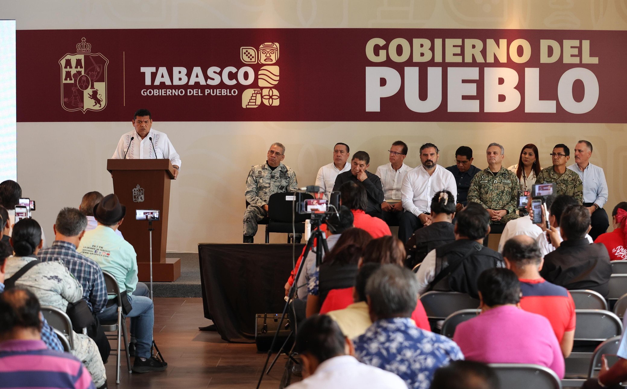 La presidenta no está sola: Javier May Rodríguez