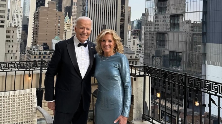 Joe Biden reaparece en estreno de ‘Othello’ en Nueva York
