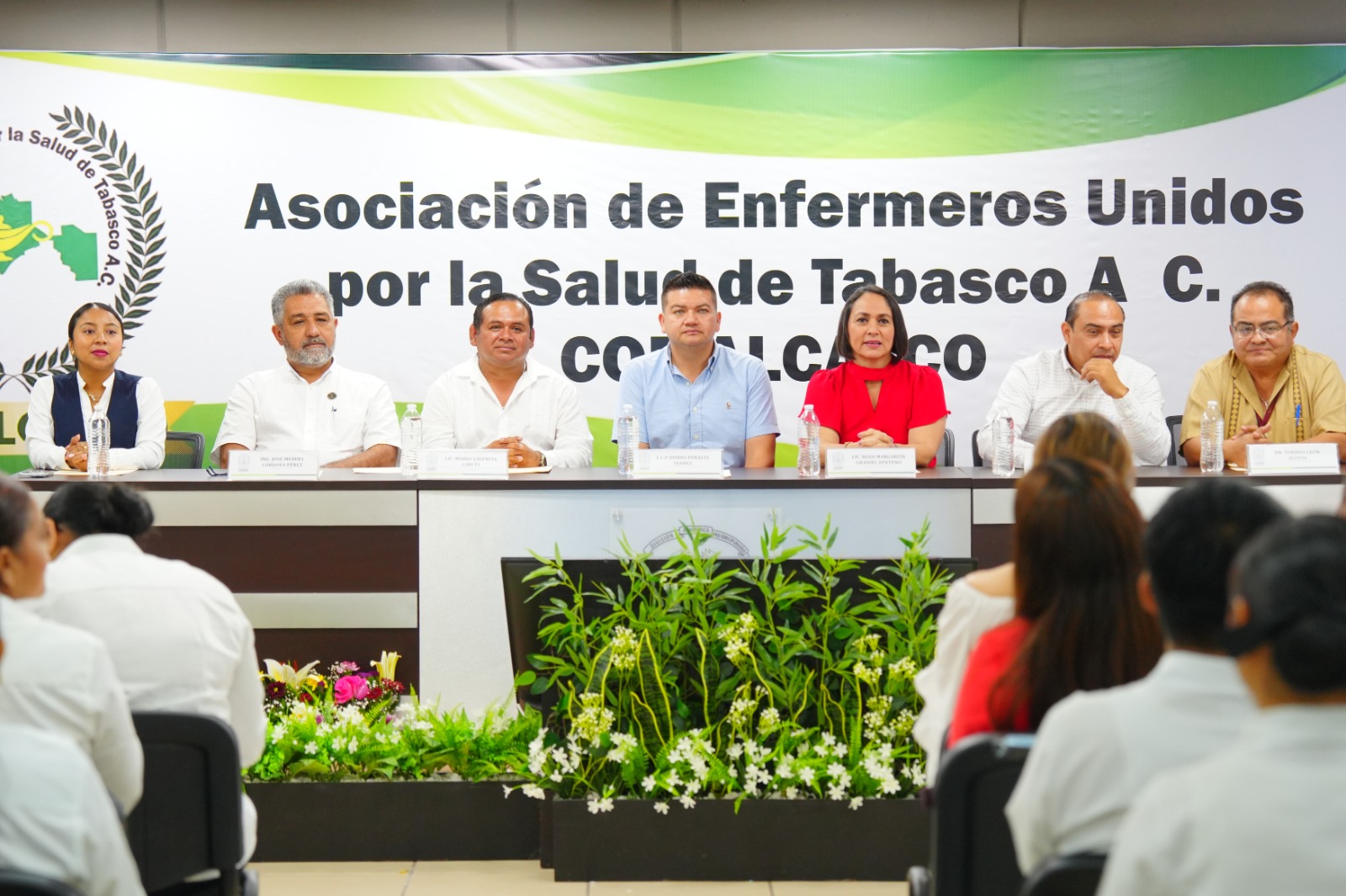 Reconoce Ovidio Peralta dedicación, valentía y compromiso de enfermeros