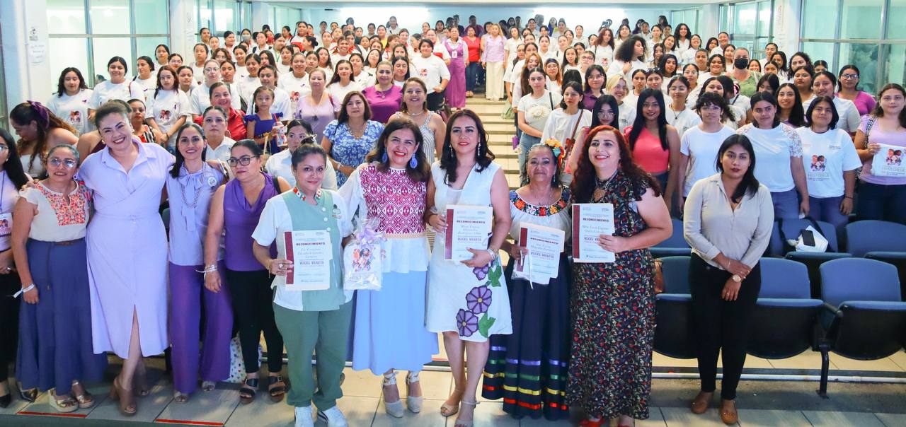 Se comprometen mujeres a construir un Comalcalco con mayor liderazgo femenino