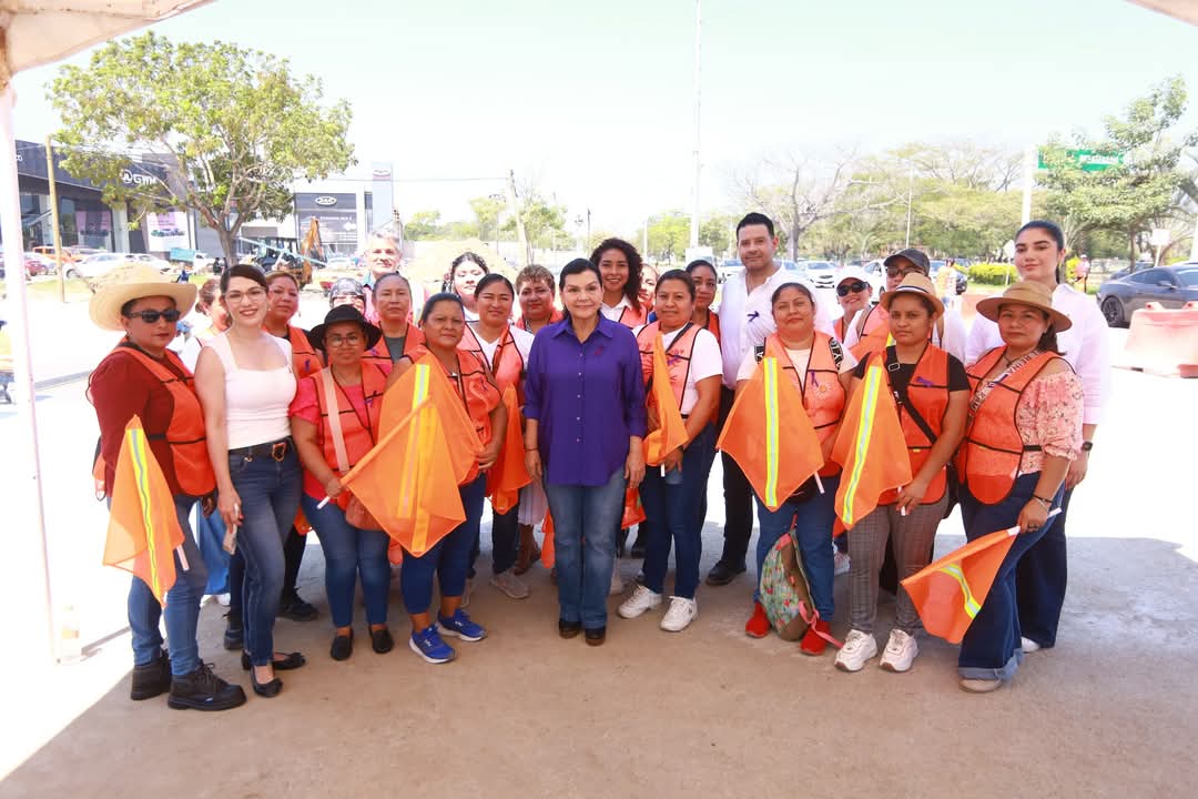 Atestigua Yolanda Osuna exitosa capacitación a mujeres como auxiliares viales