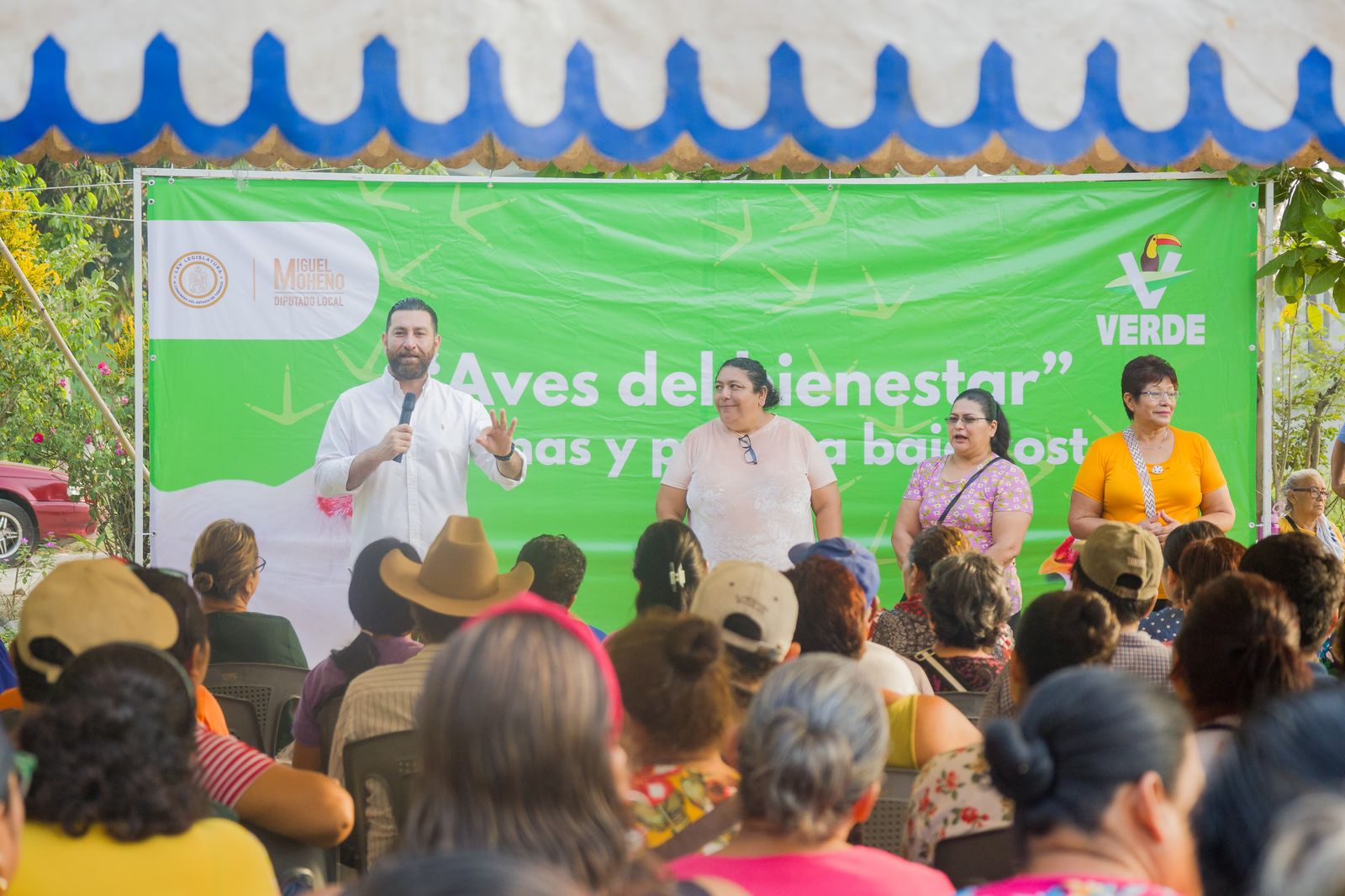 El diputado Miguel Moheno Piñera lleva bienestar a familias de Cárdenas
