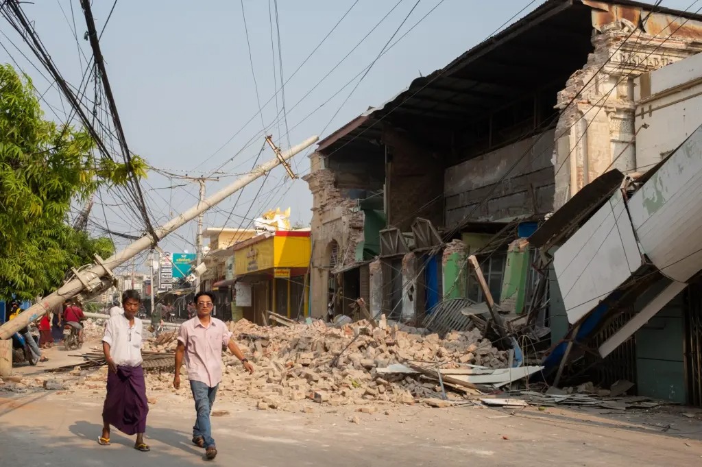 La junta militar eleva a mil 644 los muertos por el sismo en Myanmar