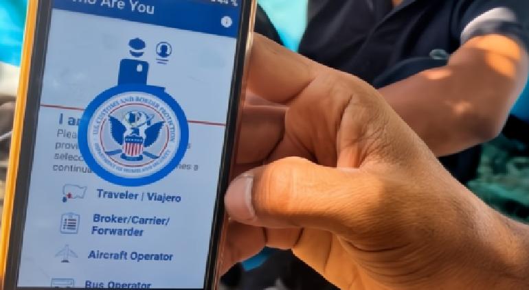 EEUU lanza app para que migrantes irregulares se «autodeporten»