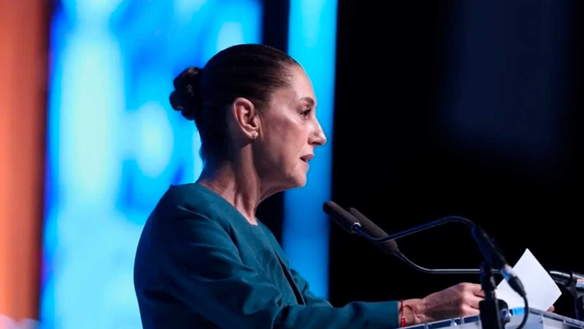 México tiene una economía fuerte, asegura Sheinbaum a empresarios