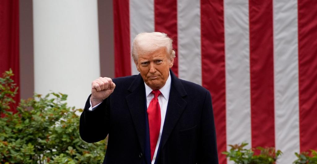 Donald Trump admite que la guerra comercial «no será fácil» y llama a «resistir»