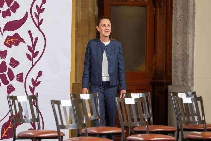 Sheinbaum pide al titular de Hacienda dialogar con banqueros para reducir las tasas de interés