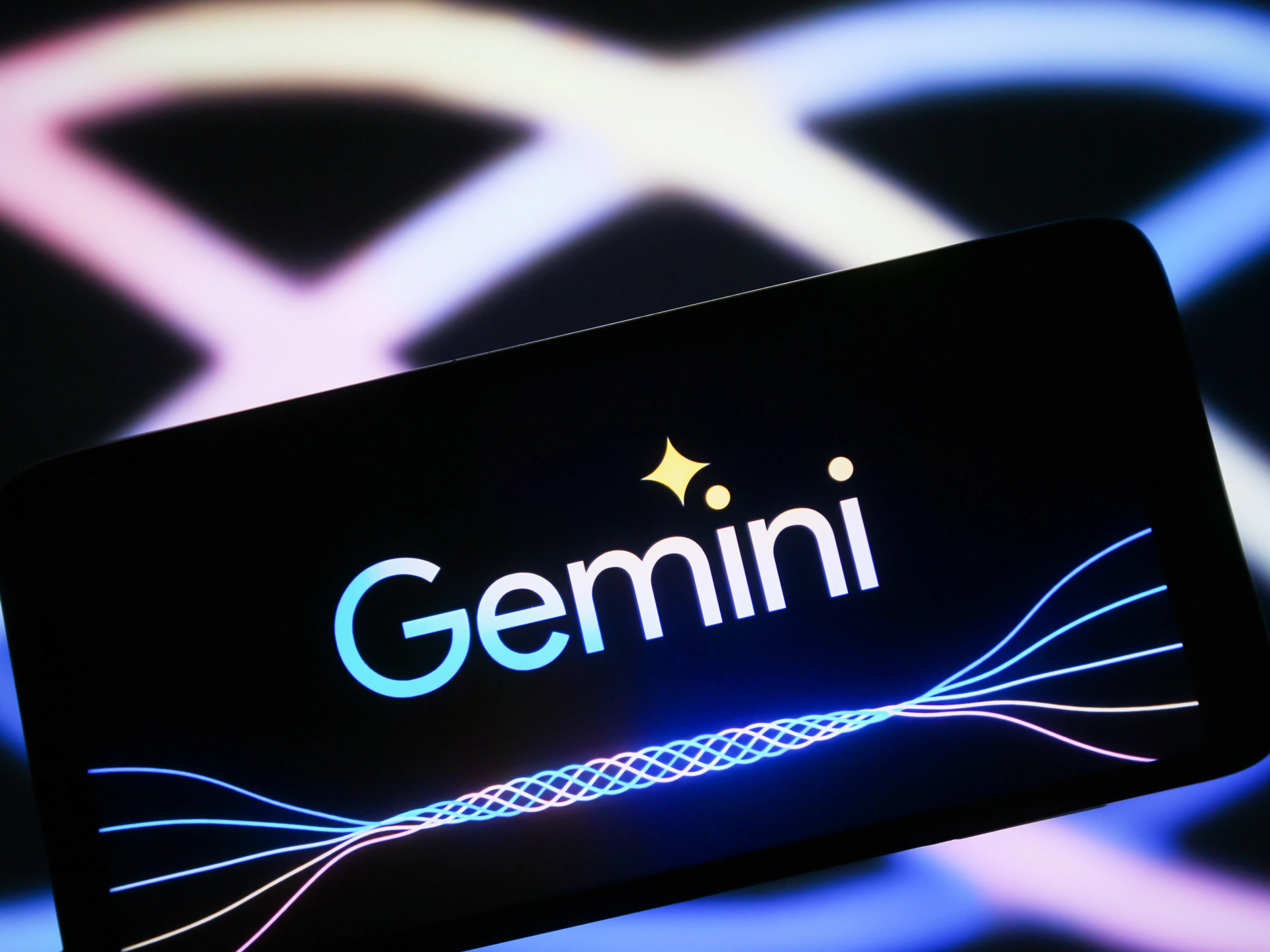 Google negocia con Apple la integración de Gemini en los iPhone