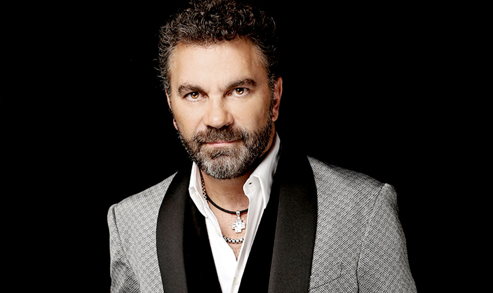 Manuel Mijares desmiente su retiro y aclara lo que ocurrirá realmente en su carrera