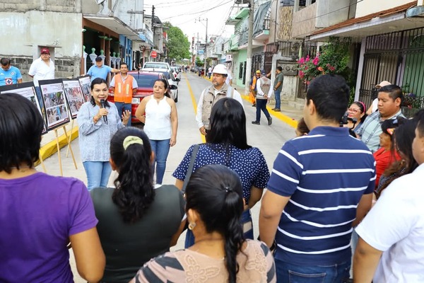 Entrega Yolanda Osuna pavimentación de calles en Gaviotas Norte Sector Popular