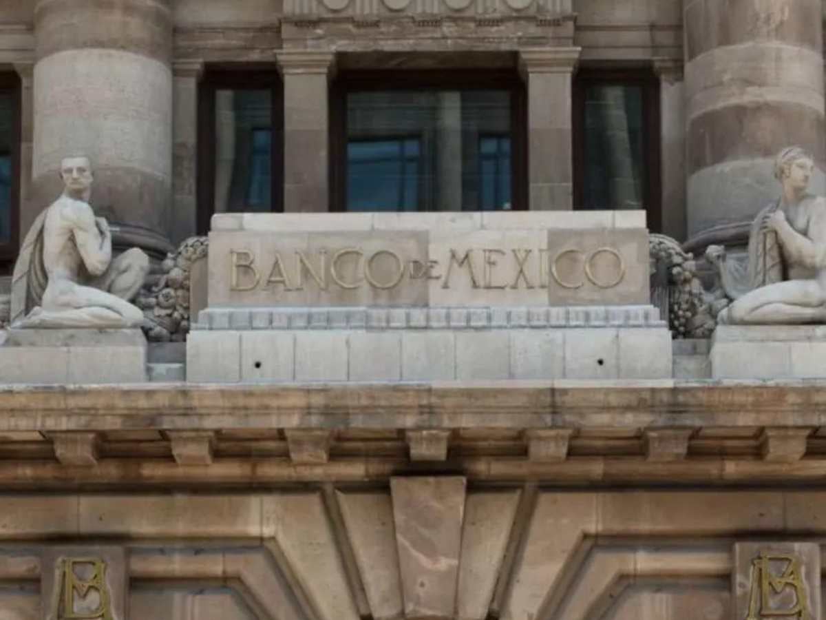 El Banco de México prevé «debilidad» económica y riesgos por los aranceles de EE.UU.