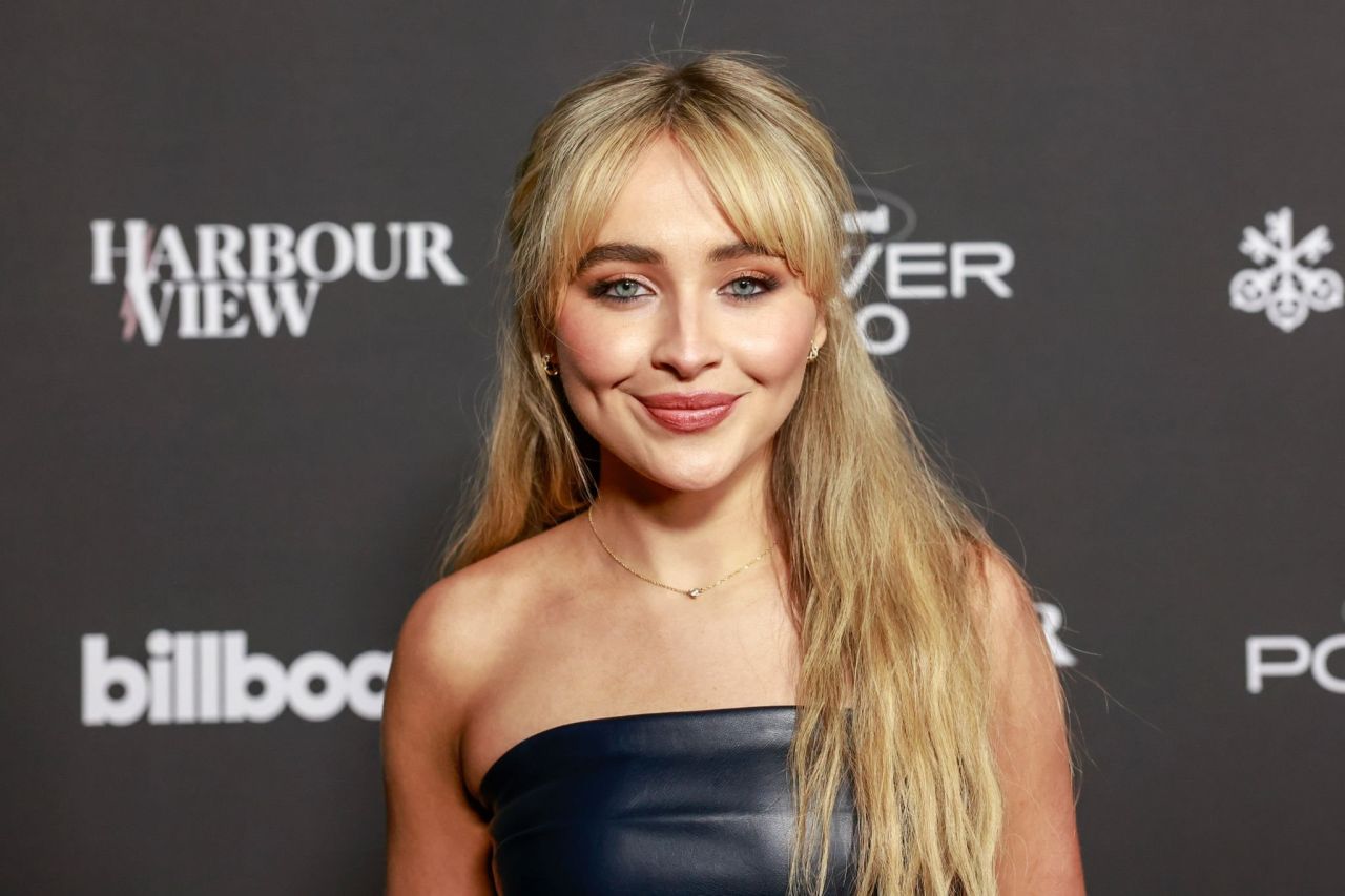 ¿Sabrina Carpenter viene a México? en redes se desatan rumores sobre supuesto concierto para 2026