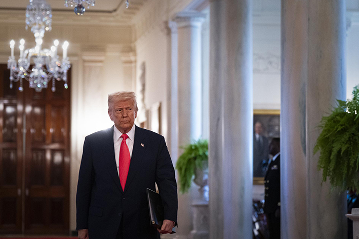 Entran en vigor aranceles de Estados Unidos a más de 60 países