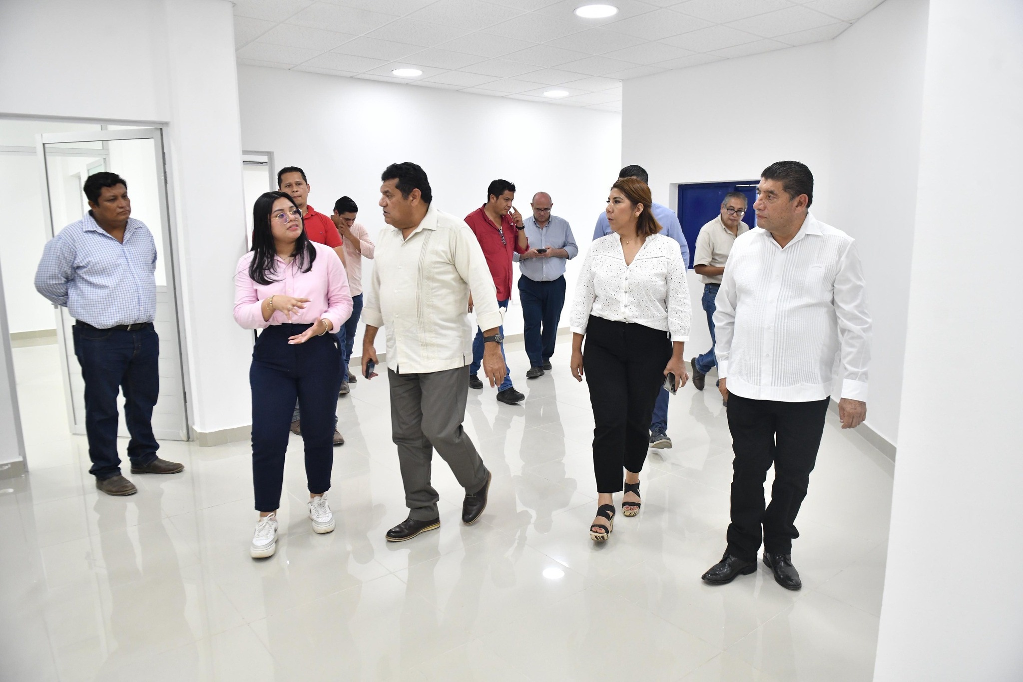 Supervisa Javier May construcción de Base de Operaciones Mixtas en Huimanguillo que reforzará seguridad en la zona