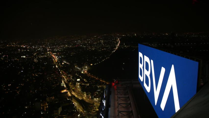 BBVA anuncia una inversión de 5.000 millones de dólares en México hasta 2030