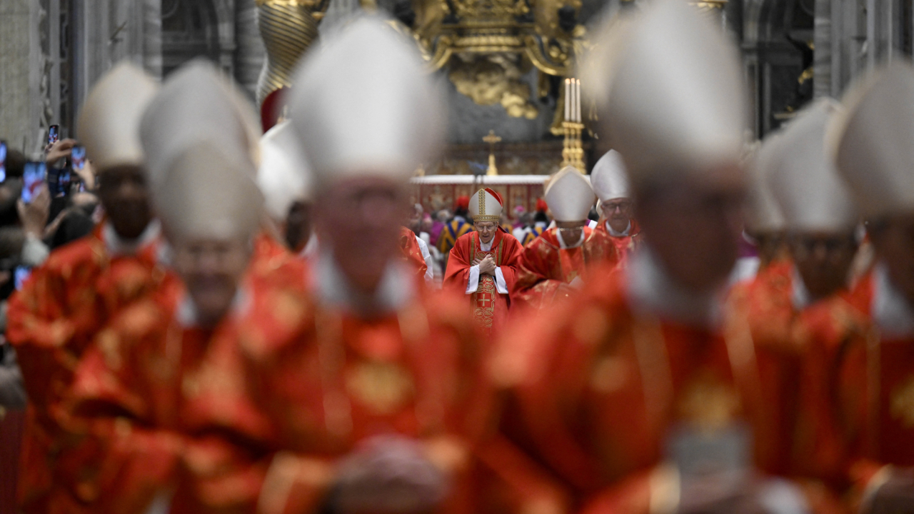 Inicia el cónclave 2025: Cardenales comienzan la elección del nuevo papa